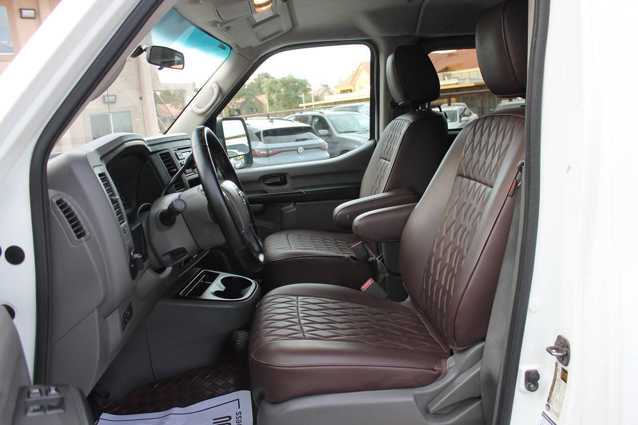 Used 2016 Nissan NV 3500 S w/ Power Package RWD image 21