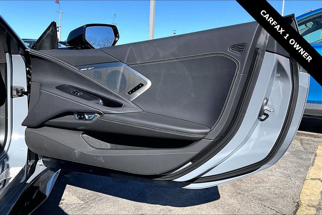 Used 2025 Chevrolet Corvette Z06 image 22