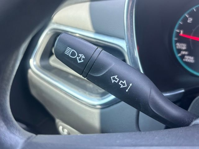 Used 2018 Chevrolet Equinox LS w/ LPO, Floor Liner Package image 21