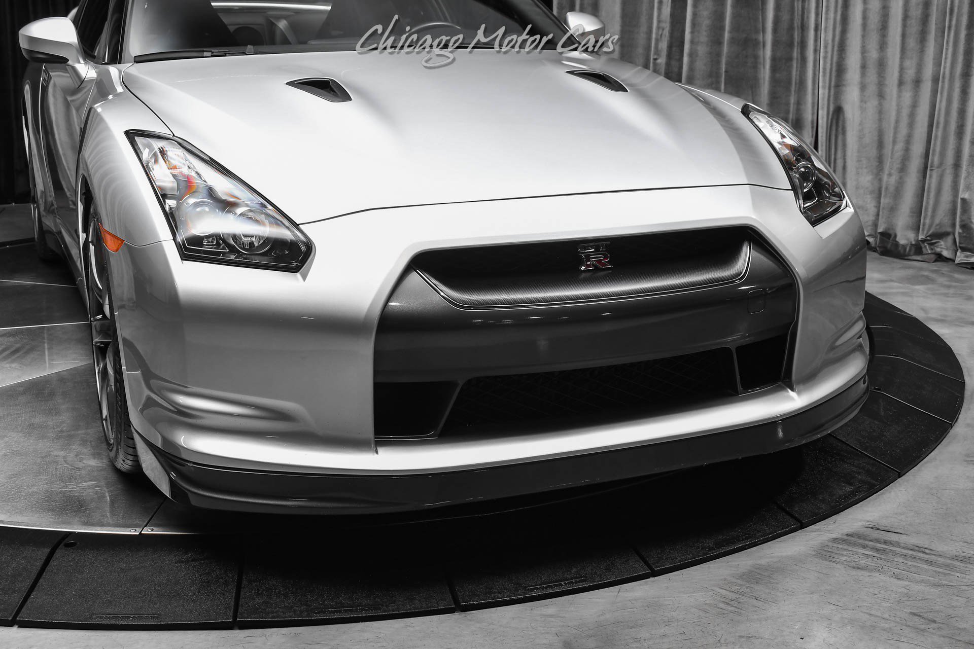 Used 2009 Nissan GT-R Premium AWD/4WD image 40