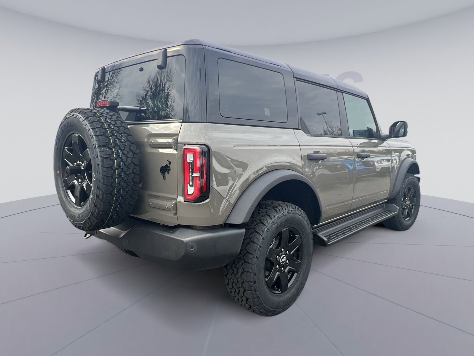 New 2025 Ford Bronco Outer Banks image 7