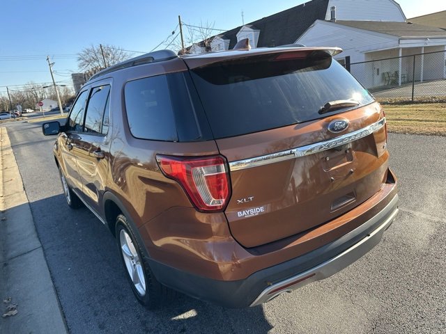 Used 2017 Ford Explorer XLT image 14