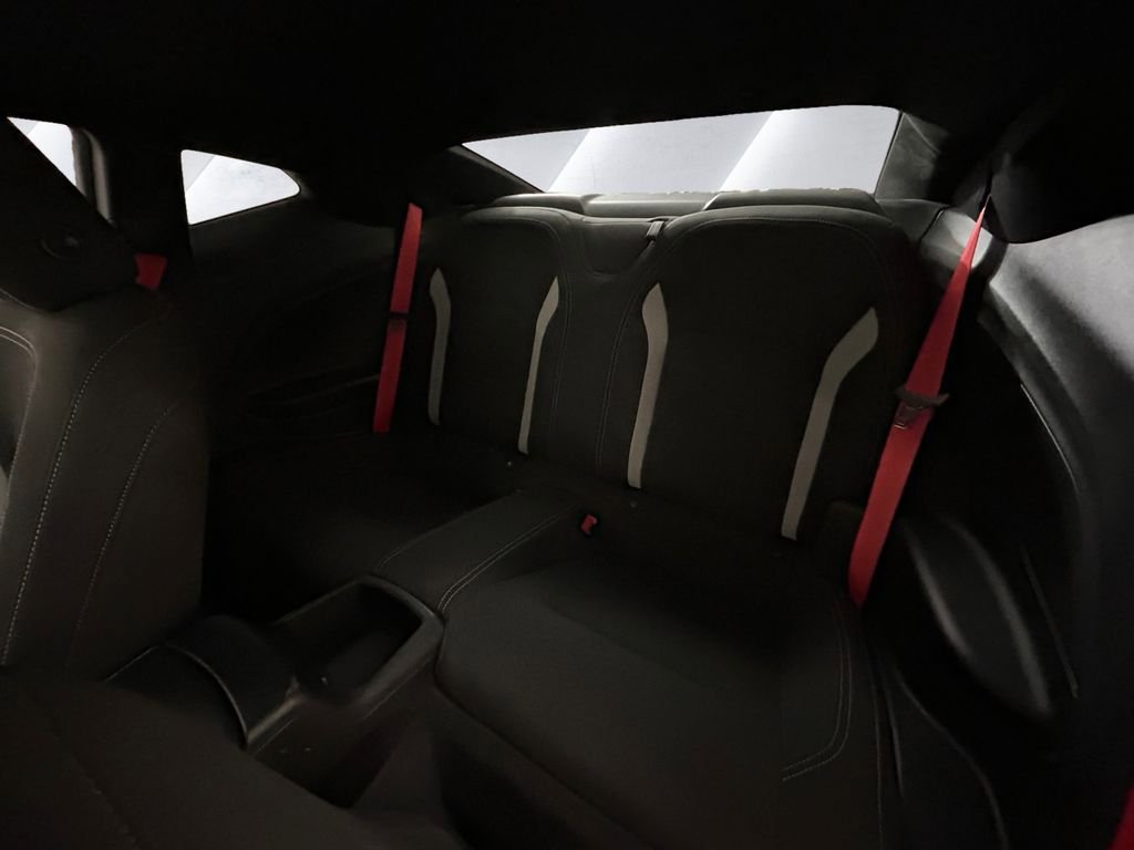 Used 2022 Chevrolet Camaro SS RWD image 18