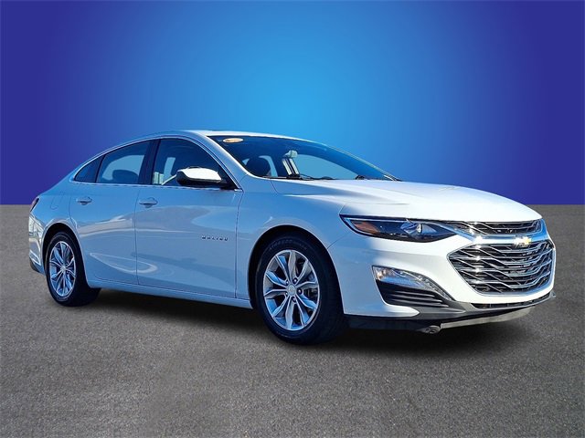 Used 2024 Chevrolet Malibu LT image 3