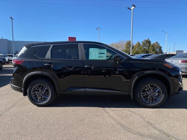 New 2026 Nissan Rogue S image 6