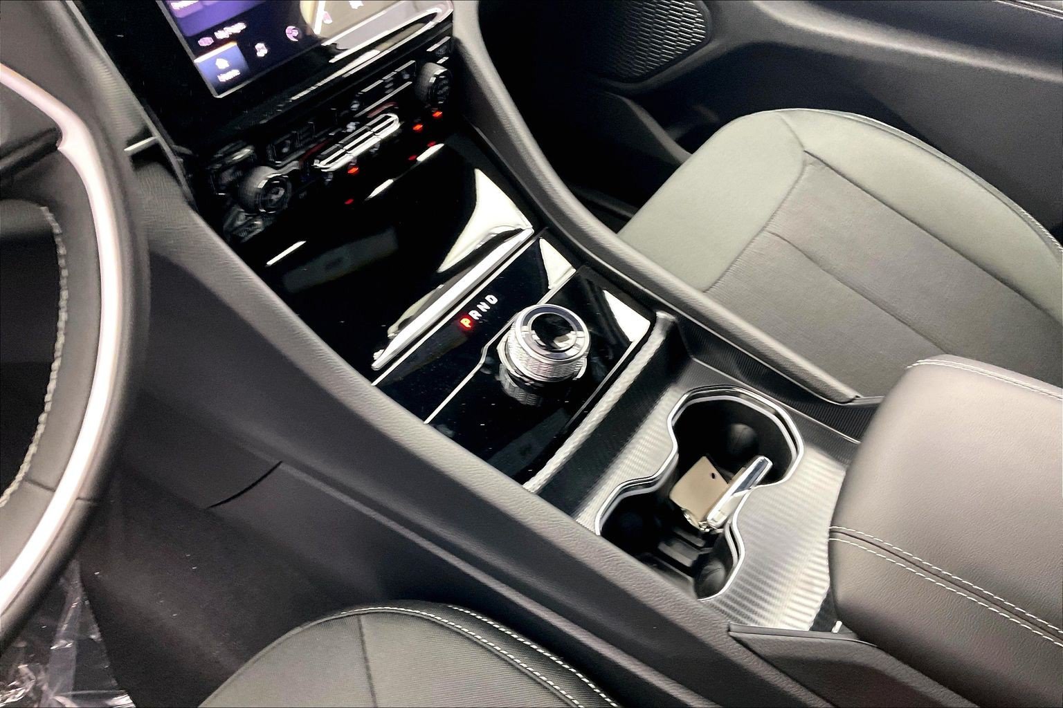 New 2026 Jeep Grand Cherokee L 4WD image 8