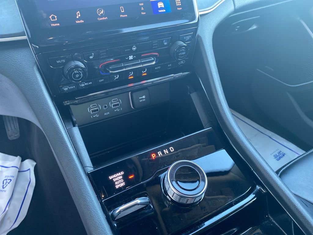 Used 2023 Jeep Grand Cherokee L Limited w/ Trailer Tow Group (B) image 23