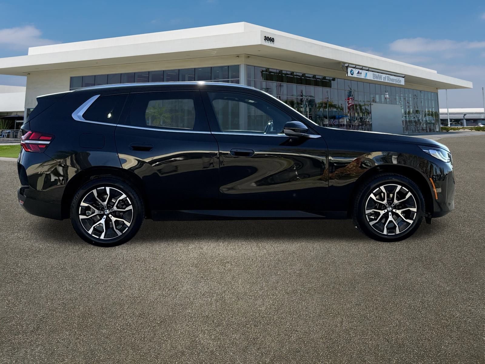 Used 2025 BMW X3 xDrive30i w/ Convenience Package image 12