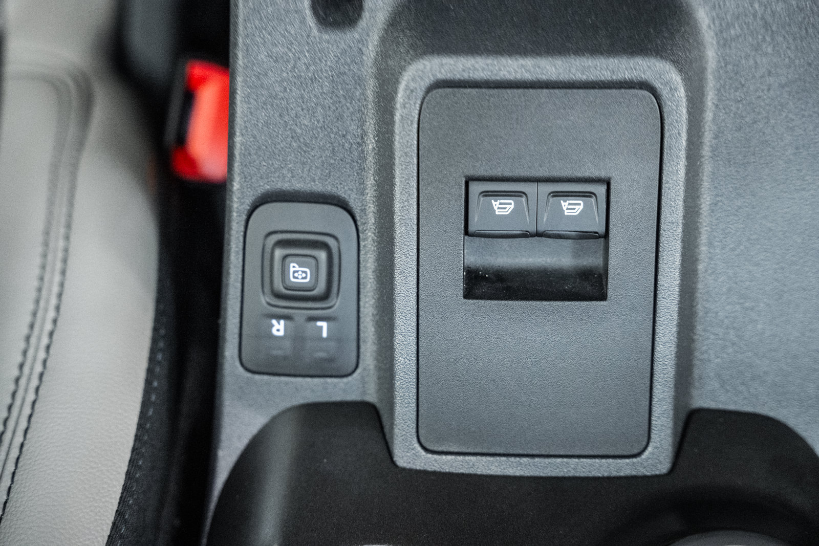 Certified 2023 Ford Bronco Wildtrak AWD/4WD image 30