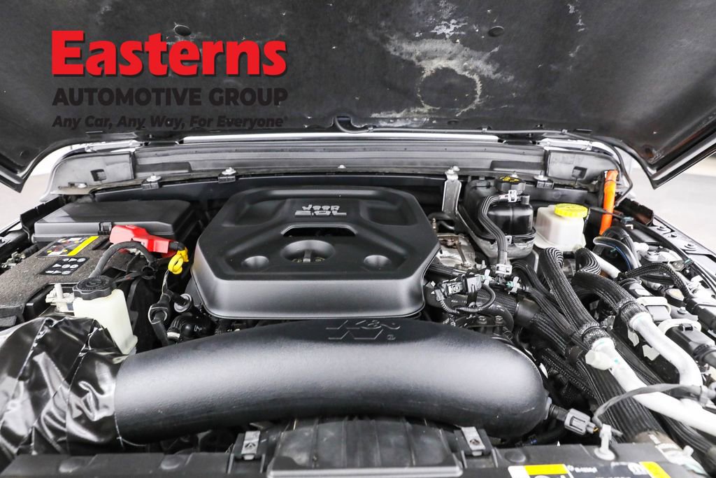 Used 2021 Jeep Wrangler Unlimited Sahara image 7