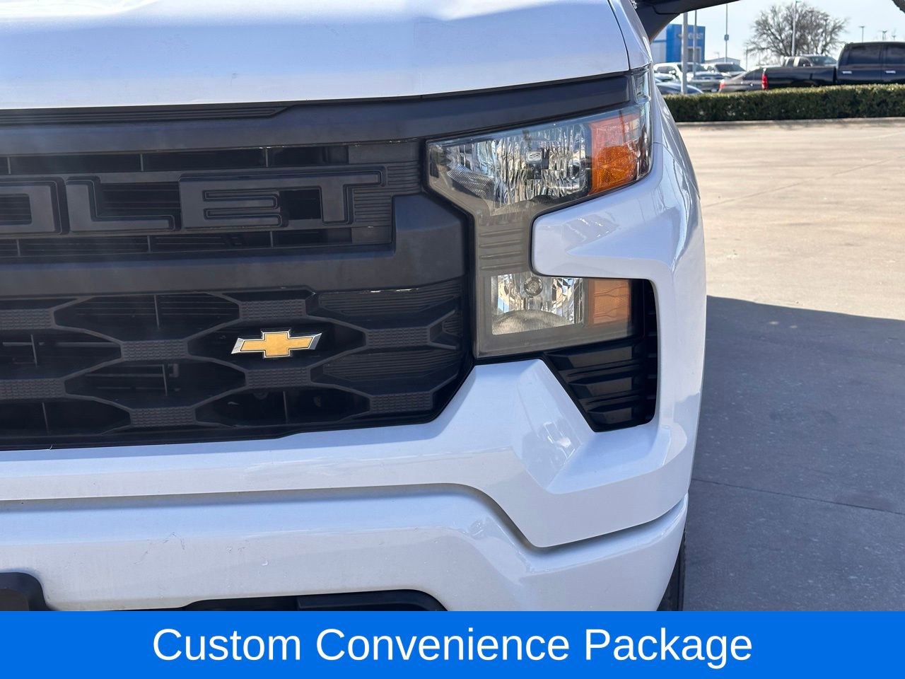 Used 2023 Chevrolet Silverado 1500 Custom image 4
