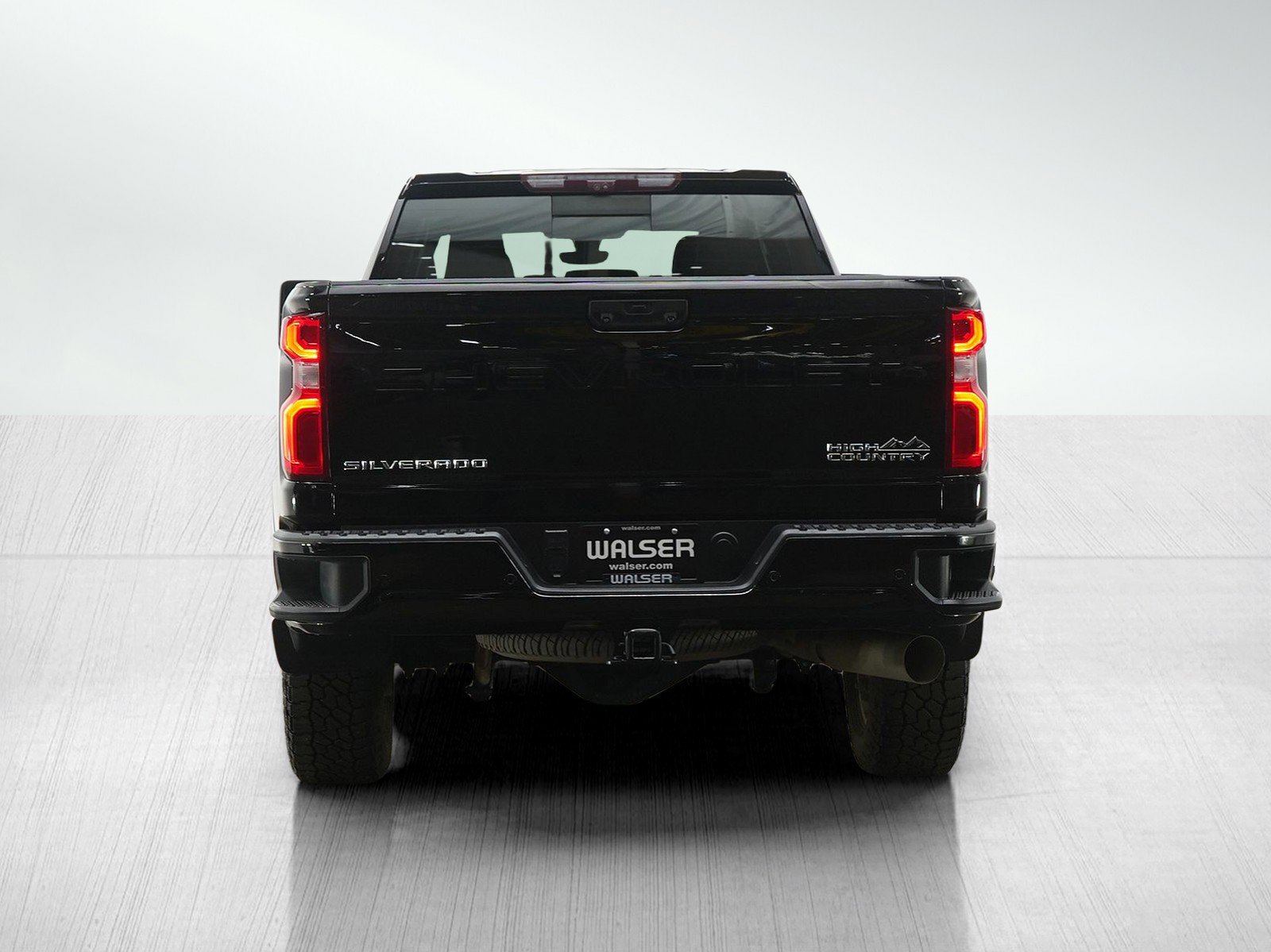 Used 2021 Chevrolet Silverado 3500 High Country w/ Z71 Off-Road Package image 4