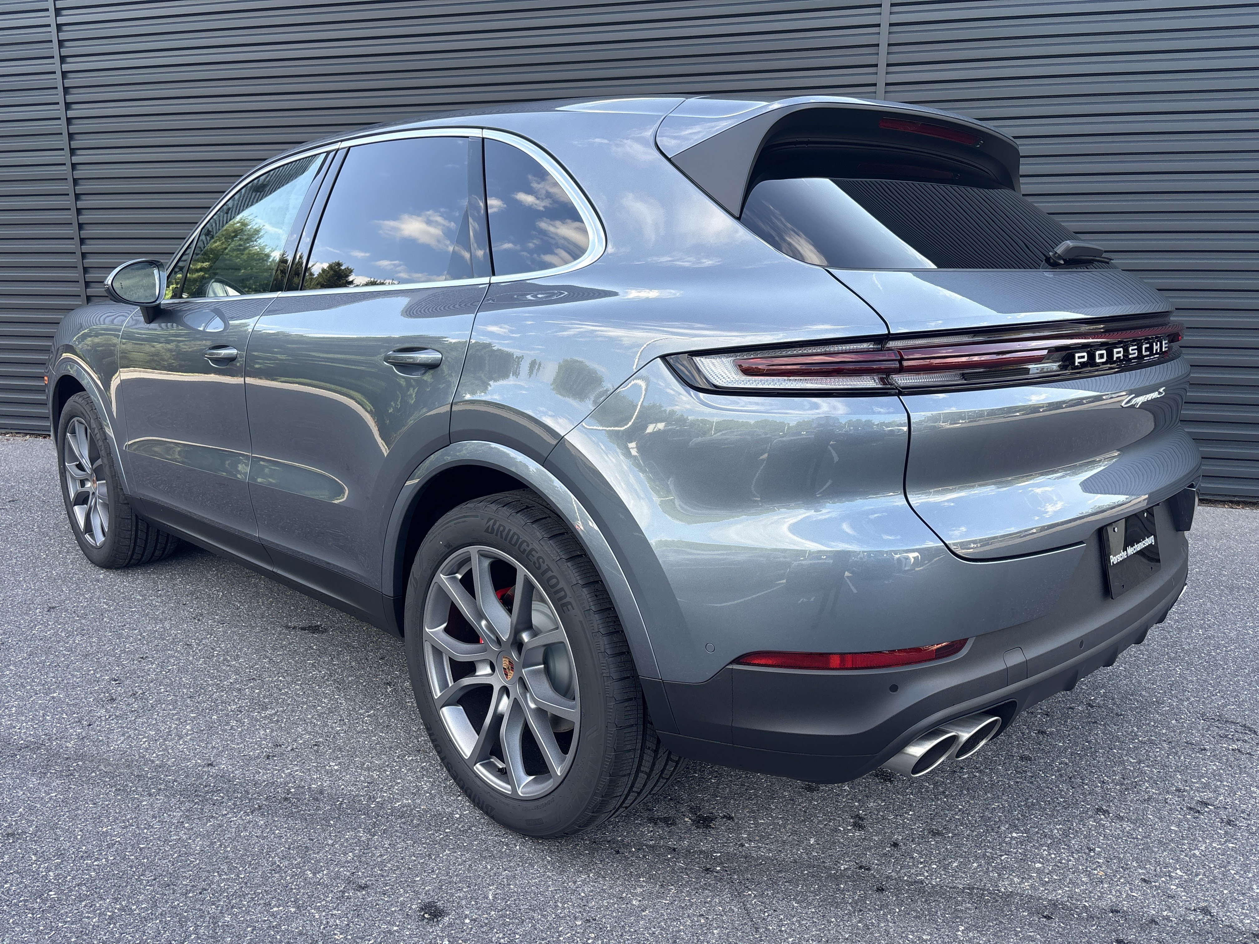 New 2026 Porsche Cayenne S AWD/4WD image 3