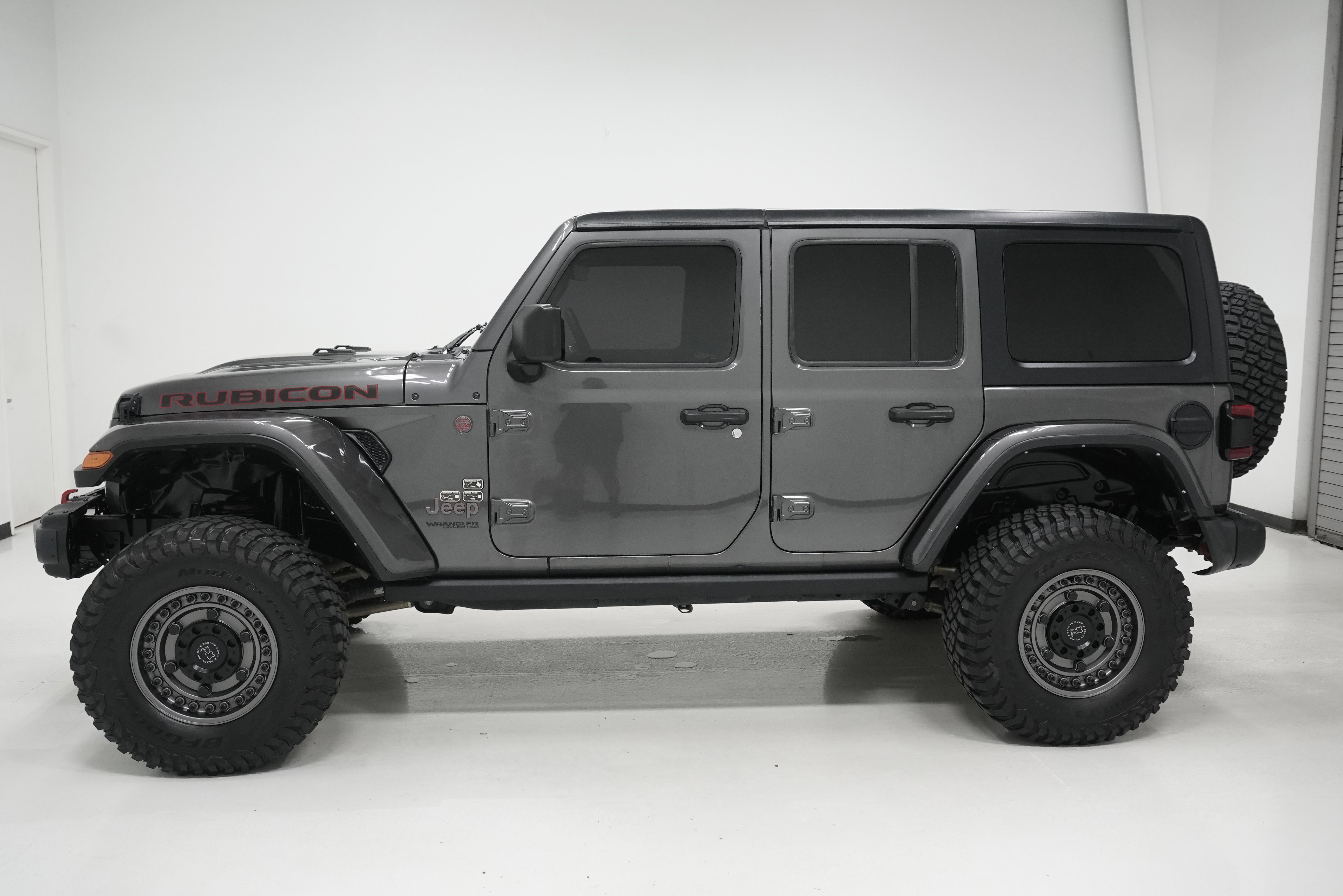 Used 2021 Jeep Wrangler Unlimited Rubicon AWD/4WD image 7