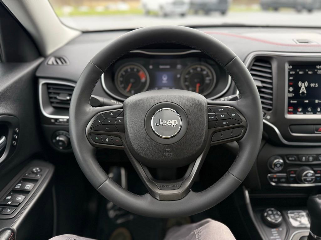 Used 2022 Jeep Cherokee Trailhawk w/ Sun, Sound & Nav Group image 18