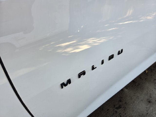 Used 2023 Chevrolet Malibu RS w/ Driver Confidence Package FWD image 10