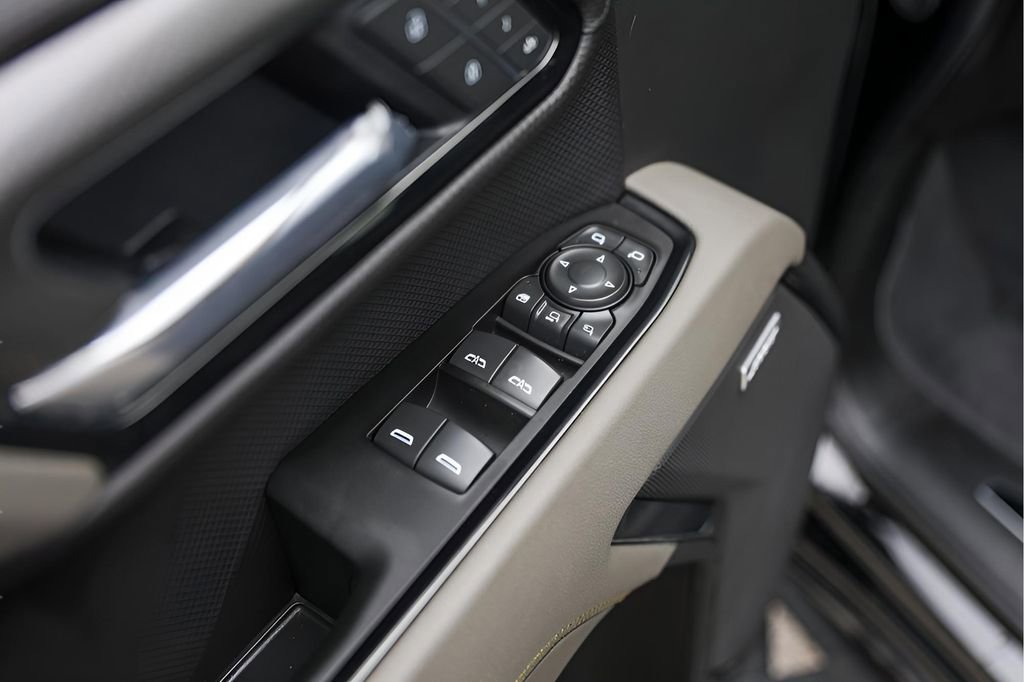 Certified 2025 Chevrolet Silverado 2500 ZR2 w/ Technology Package image 26