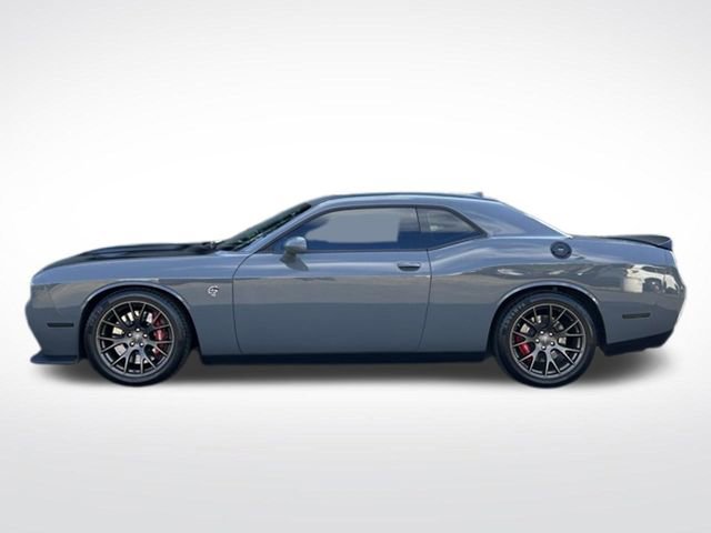 Used 2017 Dodge Challenger SRT Hellcat RWD image 5