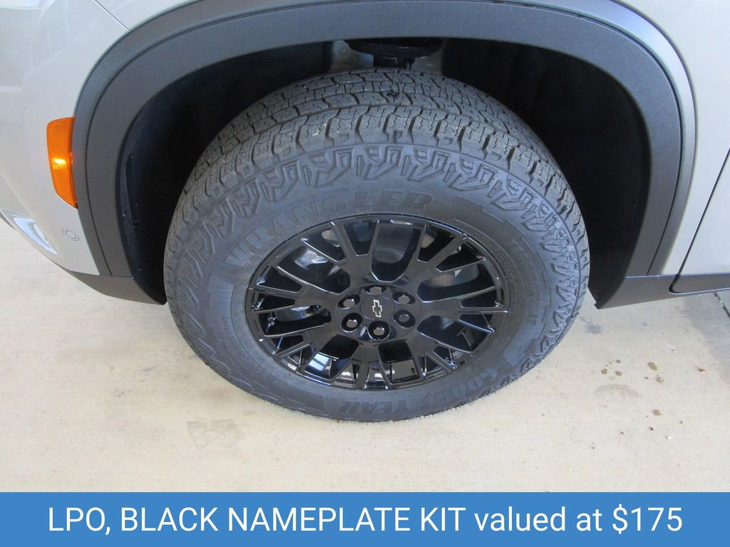 New 2026 Chevrolet Traverse Z71 w/ Enhanced Driving Package AWD/4WD image 10