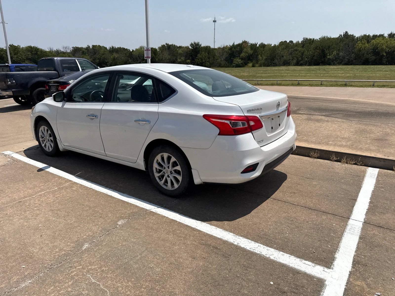 Used 2018 Nissan Sentra SV w/ All Weather Package FWD image 30