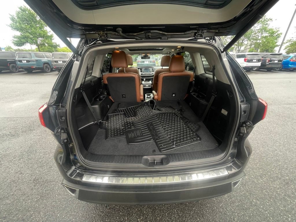 Used 2019 Toyota Highlander Limited AWD/4WD image 20