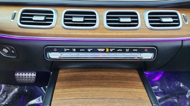 Used 2025 Mercedes-Benz GLS 450 4MATIC image 54