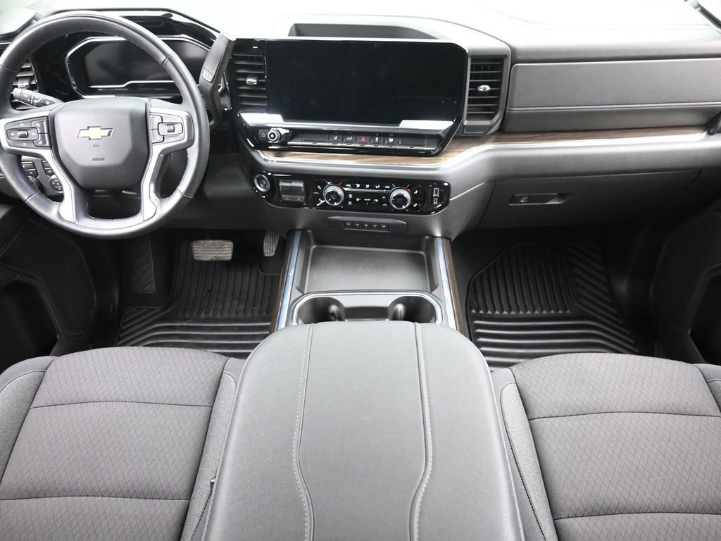 Used 2024 Chevrolet Silverado 3500 LT w/ Convenience Package image 12