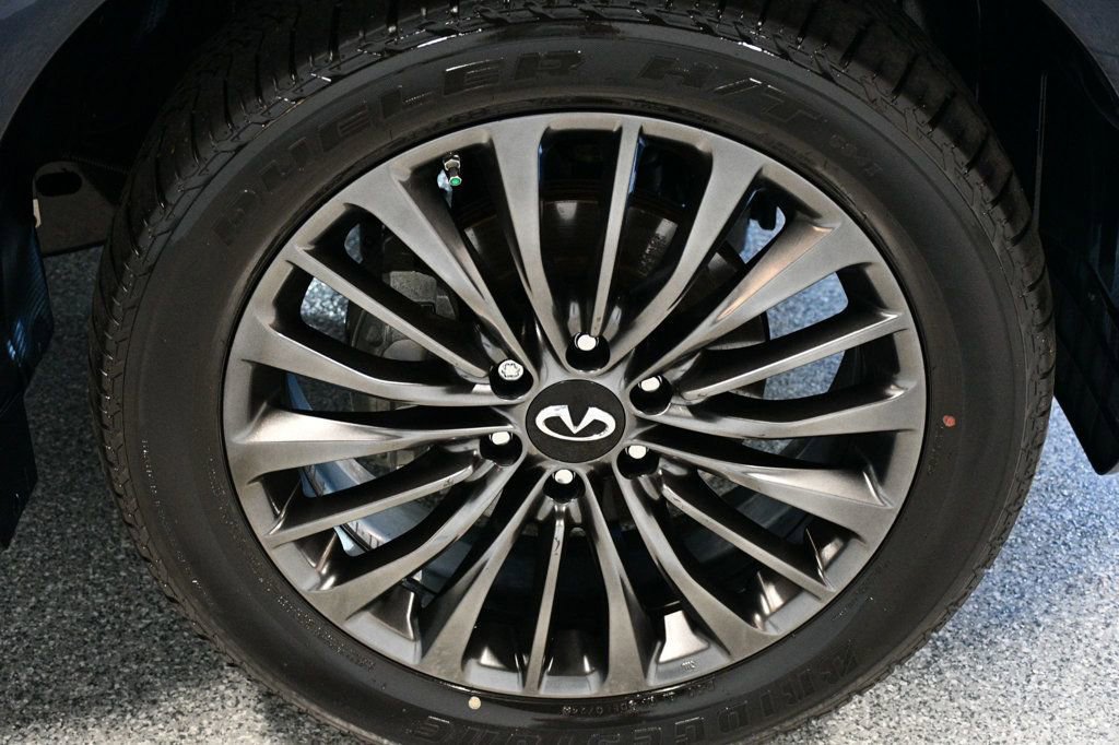 Used 2024 INFINITI QX80 Sensory AWD/4WD image 21