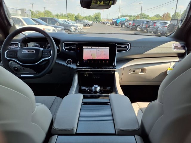 New 2025 Jeep Wagoneer Series II image 6