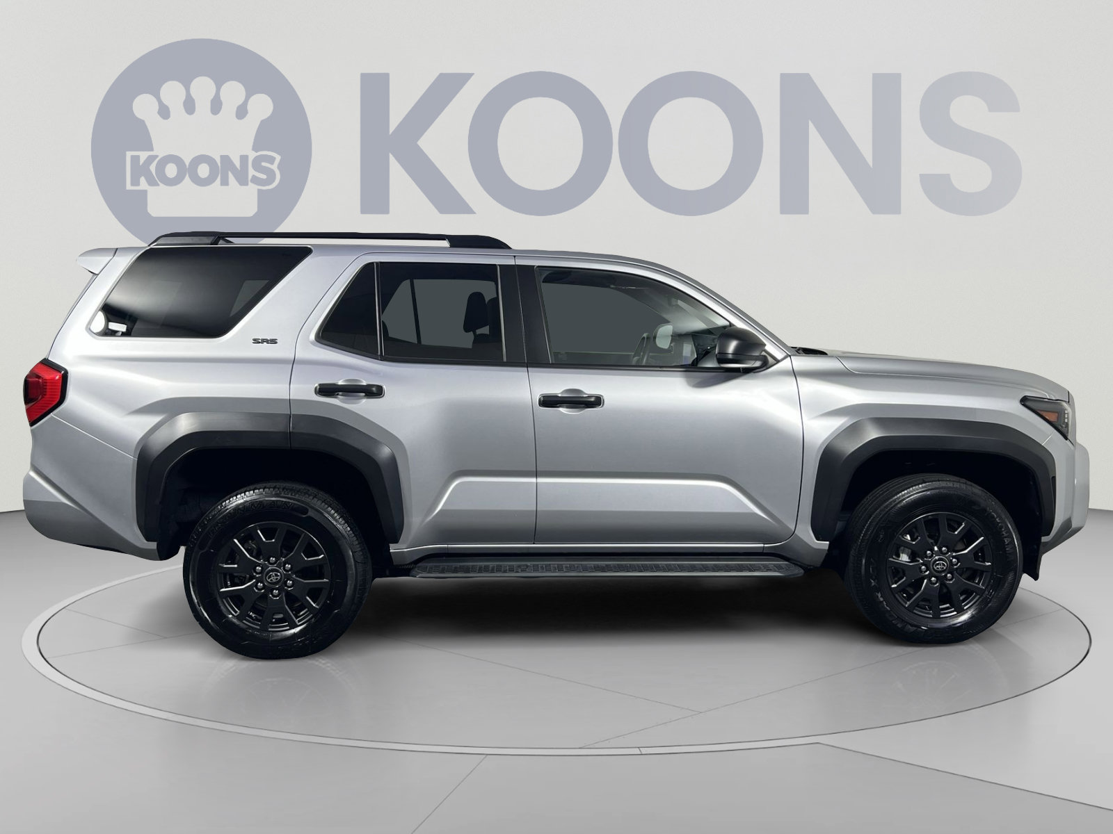 Used 2025 Toyota 4Runner SR5 AWD/4WD image 8