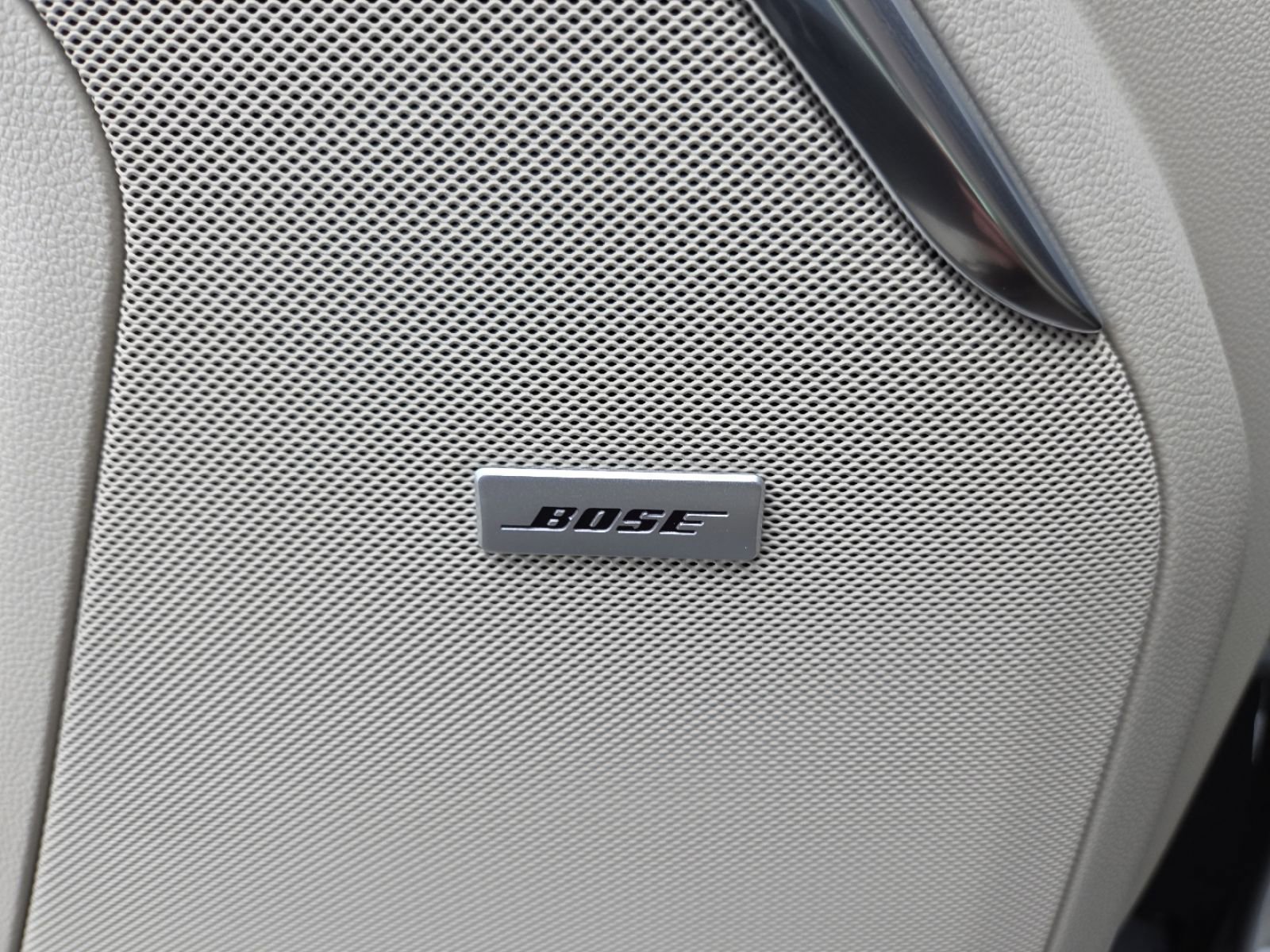 New 2026 GMC Yukon XL Denali image 18