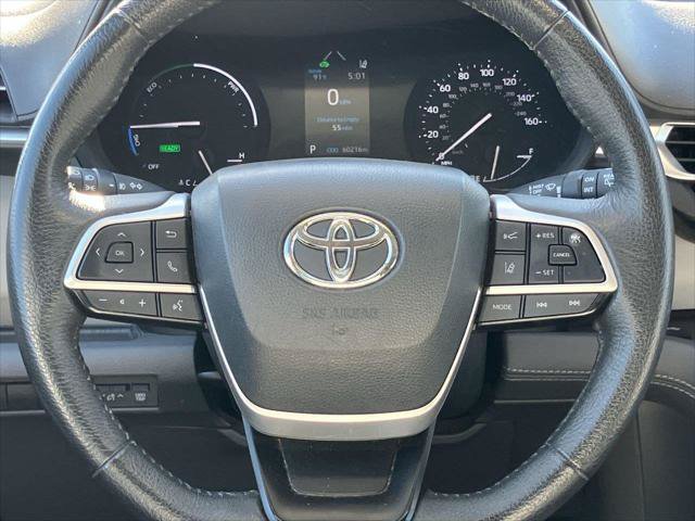Certified 2023 Toyota Sienna XLE FWD image 19