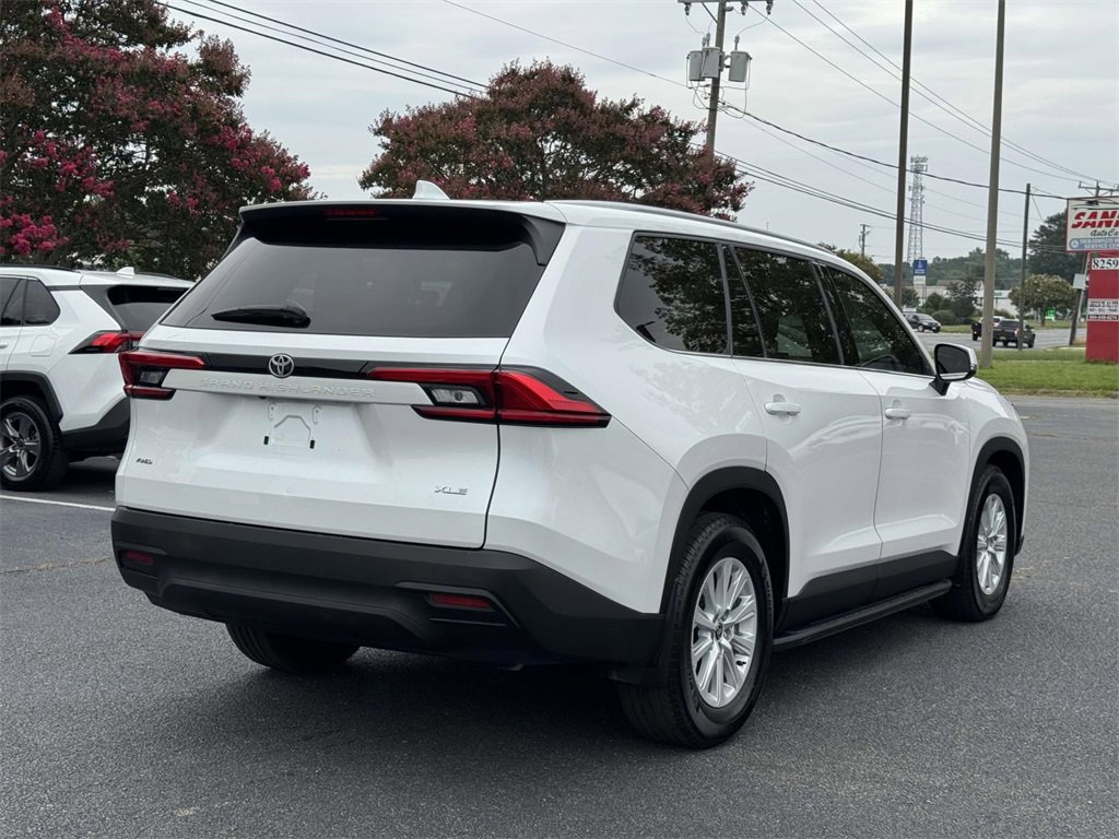 Used 2024 Toyota Grand Highlander XLE image 21