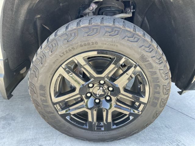 Used 2024 Chevrolet Silverado 1500 LT Trail Boss w/ LT Trail Boss Premium Package AWD/4WD image 32
