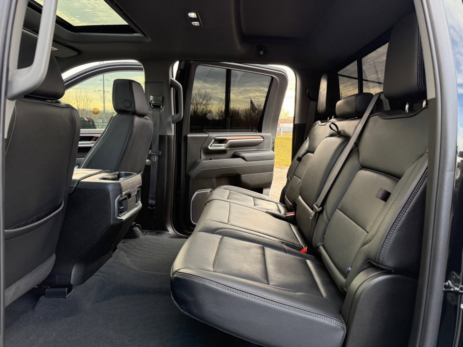 Used 2025 GMC Sierra 2500 Denali w/ Technology Package image 14