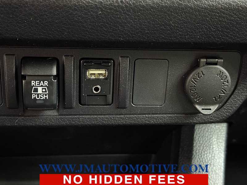 Used 2019 Toyota Tacoma SR5 image 35