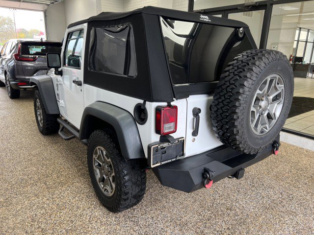 Used 2015 Jeep Wrangler Rubicon w/ Power Convenience Group image 4