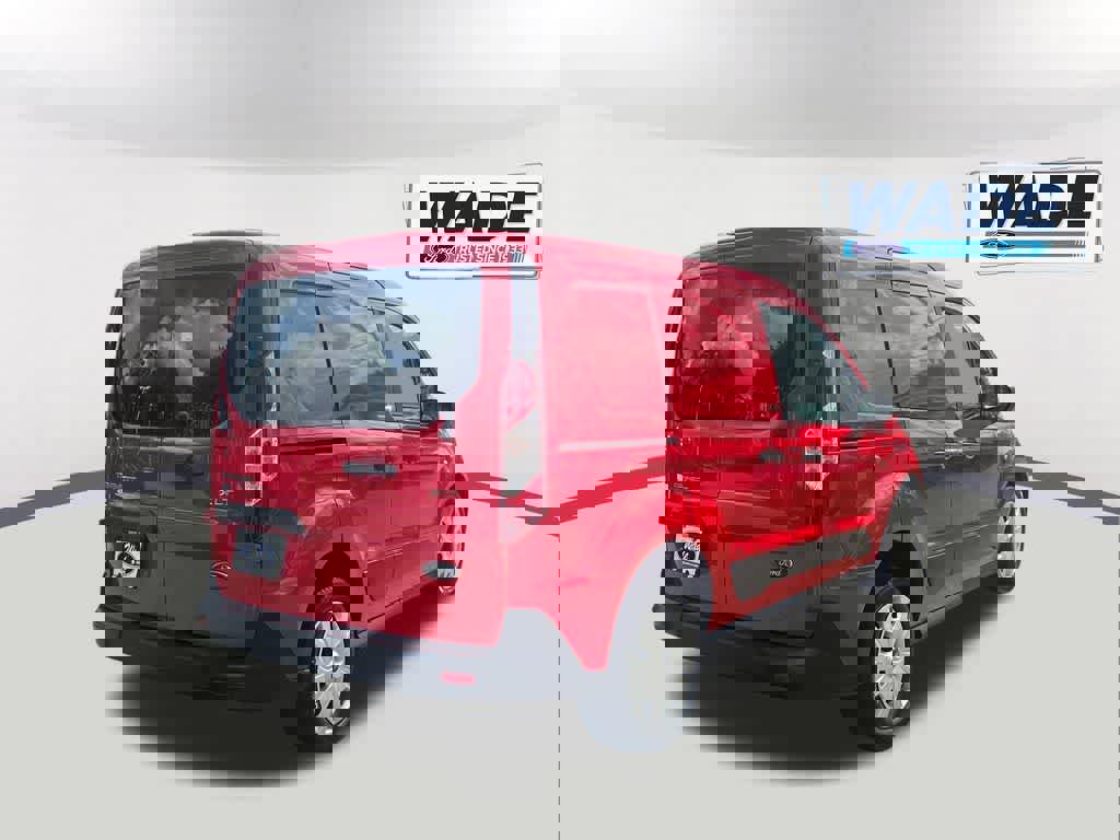 Used 2021 Ford Transit Connect XLT image 5