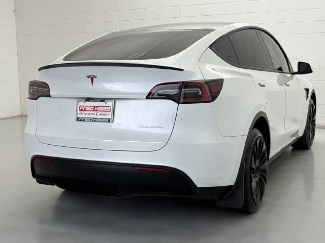 Used 2023 Tesla Model Y Long Range AWD/4WD image 7