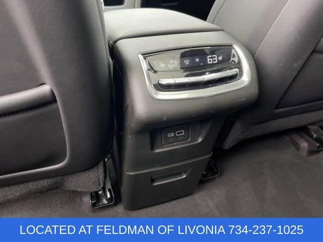Used 2024 Cadillac XT6 Premium Luxury w/ LPO, Floor Liner Package AWD/4WD image 22