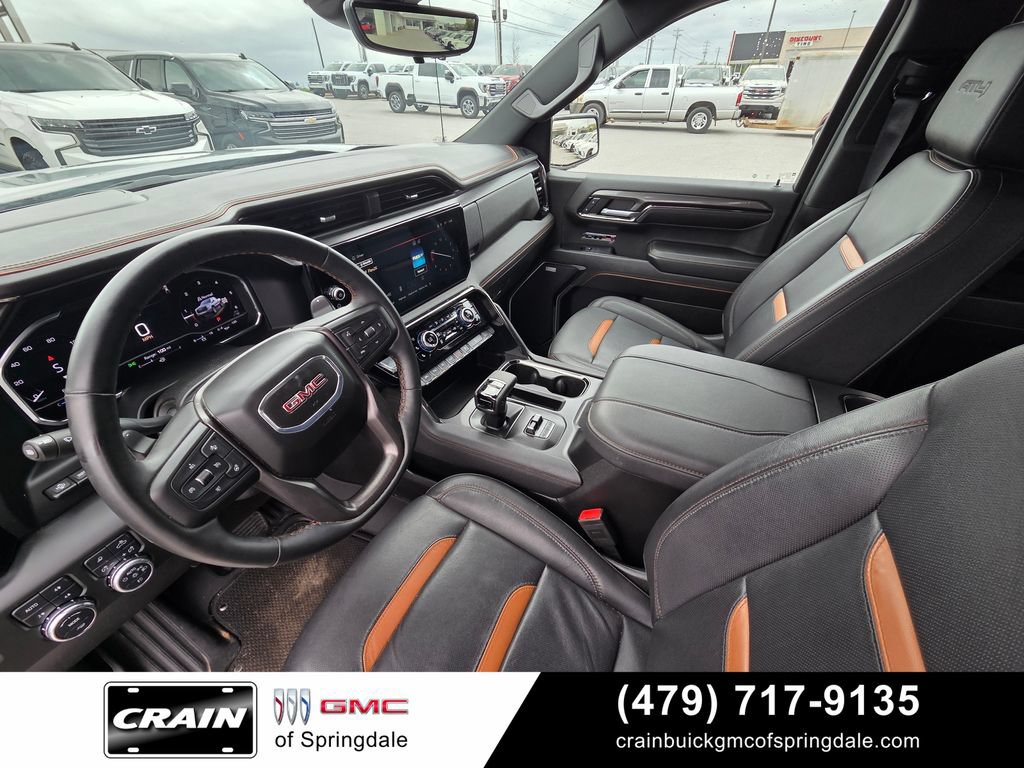 Used 2024 GMC Sierra 1500 AT4 w/ Technology Package AWD/4WD image 10