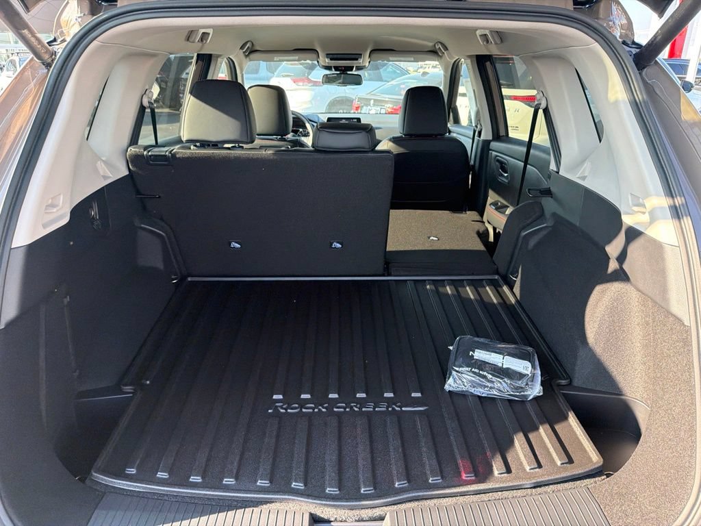 New 2026 Nissan Rogue SV w/ Rock Creek Premium Package AWD/4WD image 16