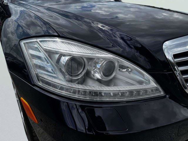 Used 2012 Mercedes-Benz S 550 4MATIC image 10