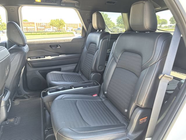 Used 2024 Nissan Pathfinder Rock Creek AWD/4WD image 21