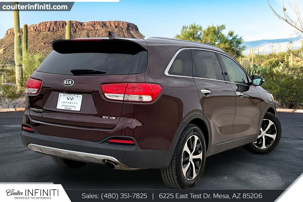 Used 2018 Kia Sorento EX w/ EX Advanced Touring Package image 2
