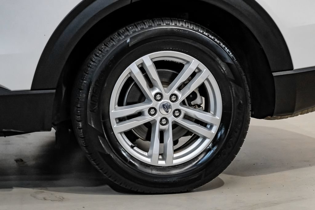 Used 2023 Ford Explorer XLT RWD image 59