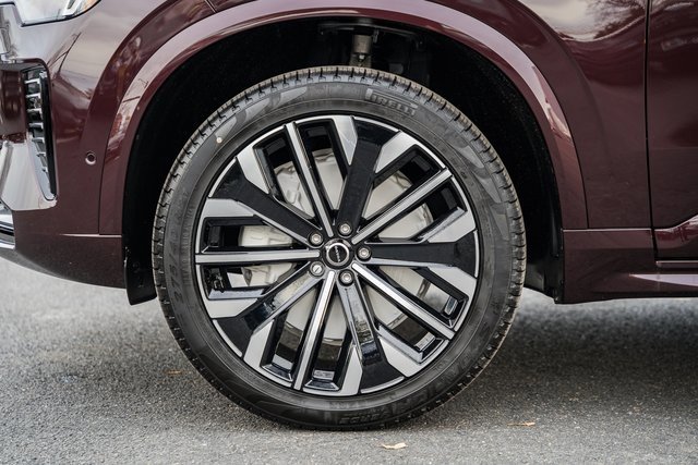 New 2026 Volvo XC90 B6 Ultra w/ Protection Package Premier image 17