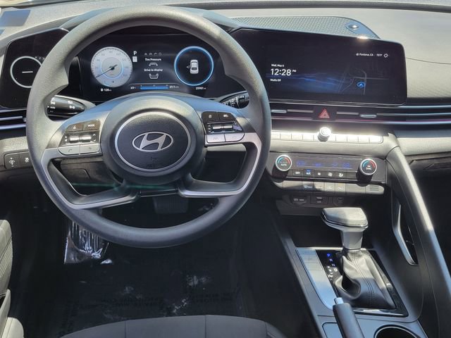 Used 2024 Hyundai Elantra SEL FWD image 6