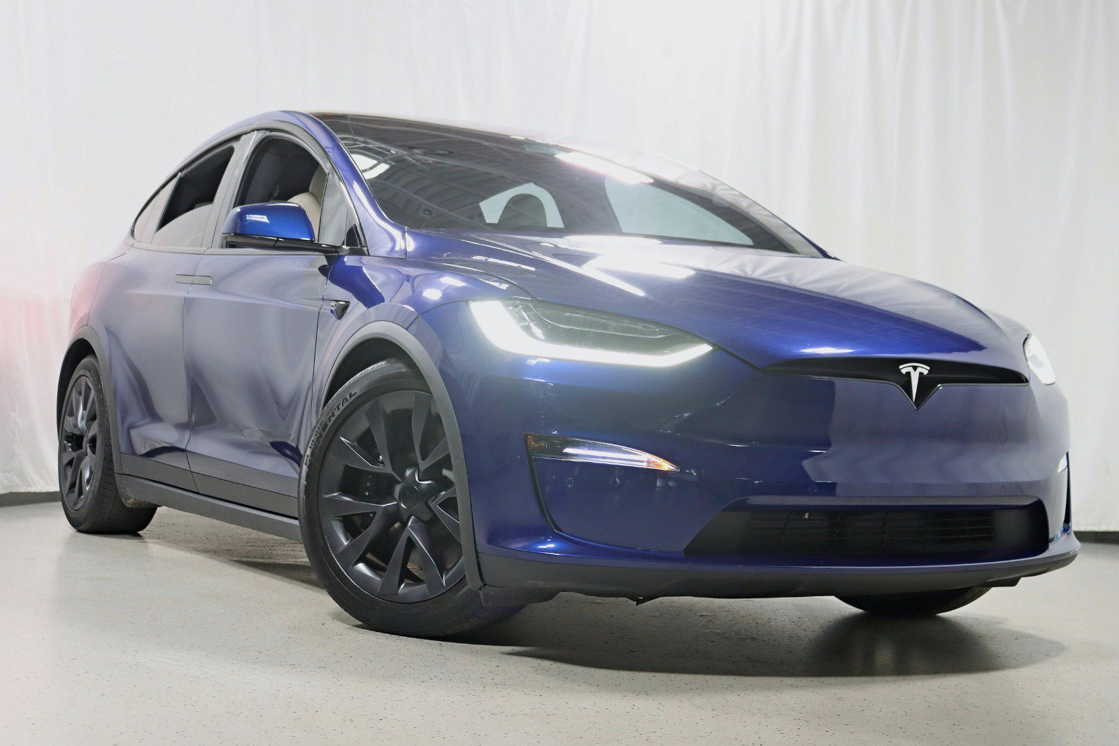 Used 2023 Tesla Model X AWD/4WD image 7