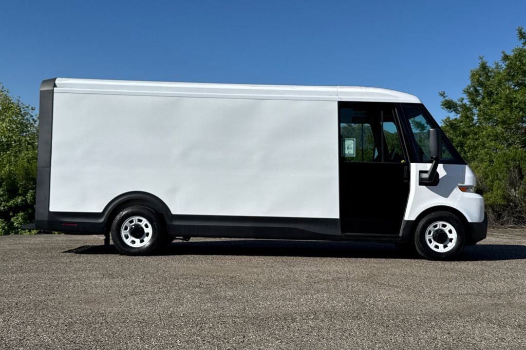 Used 2023 Chevrolet Brightdrop 600 w/ Active Safety Package 2 AWD/4WD image 3